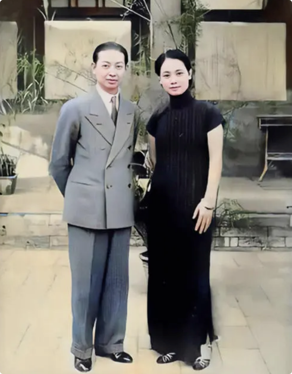老王杂货铺|1942年汪伪政府要求梅兰芳赴日演出，梅兰芳决定装病，来骗过特务