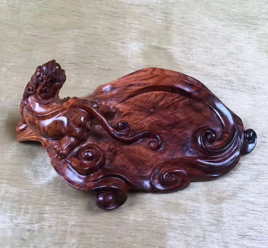 小王话红木|买木雕认准这几条,这样收藏准没错!