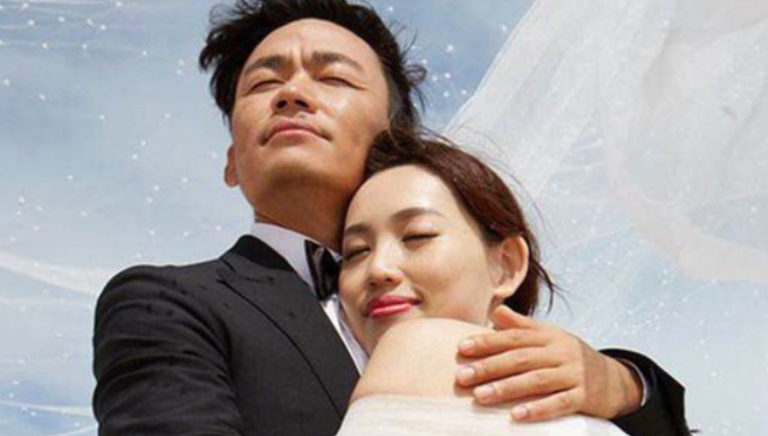 马蓉|离婚5年，马蓉带女儿，宝强带儿子，如今两个孩子云泥之别