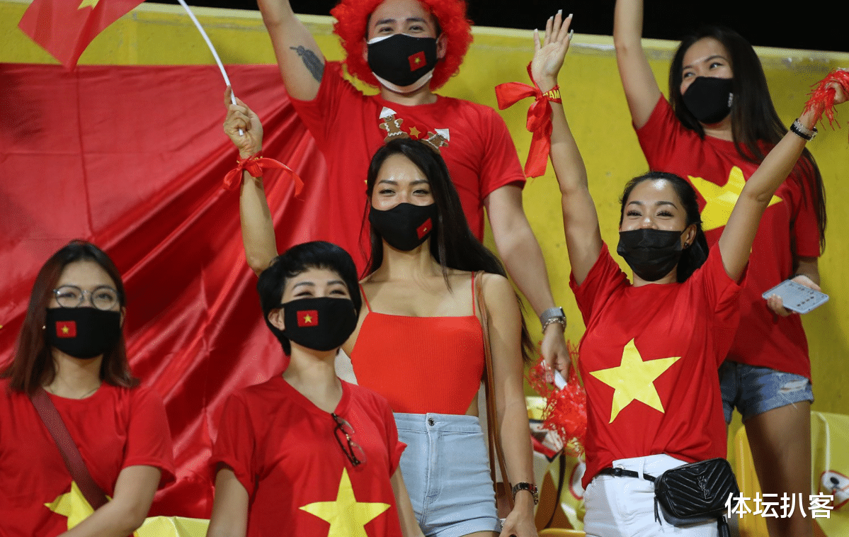 国足|12强赛球队正式出炉！2个大礼包，国足排名亚洲第9，必进死亡之组