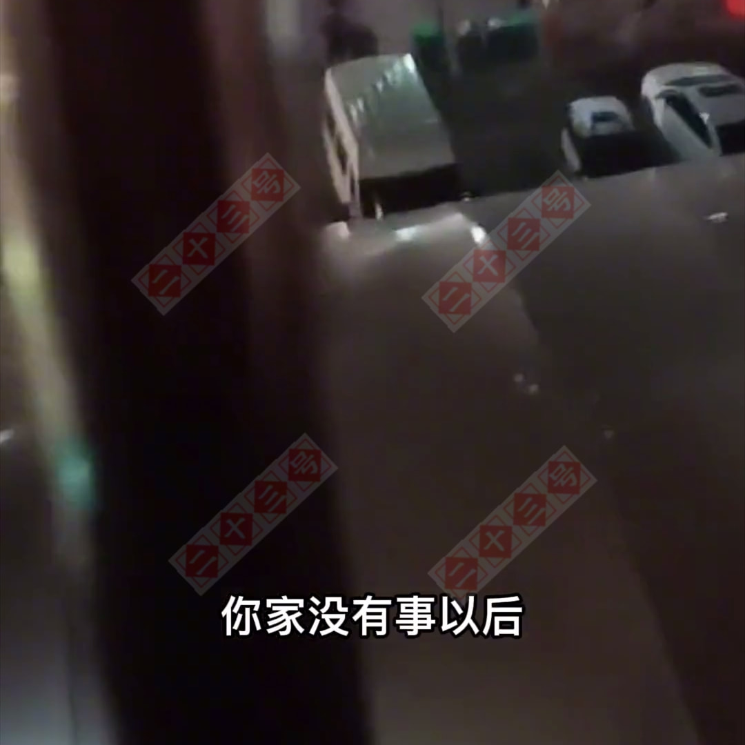 江苏:小区有人办喜事,邻居觉得扰民直接报警,男子:你家不办事?