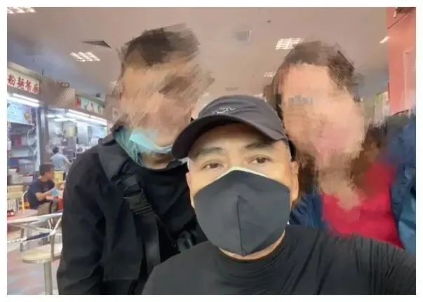 周润发|66岁周润发跑步被偶遇:状态超好,岁月也挡不住自律的人