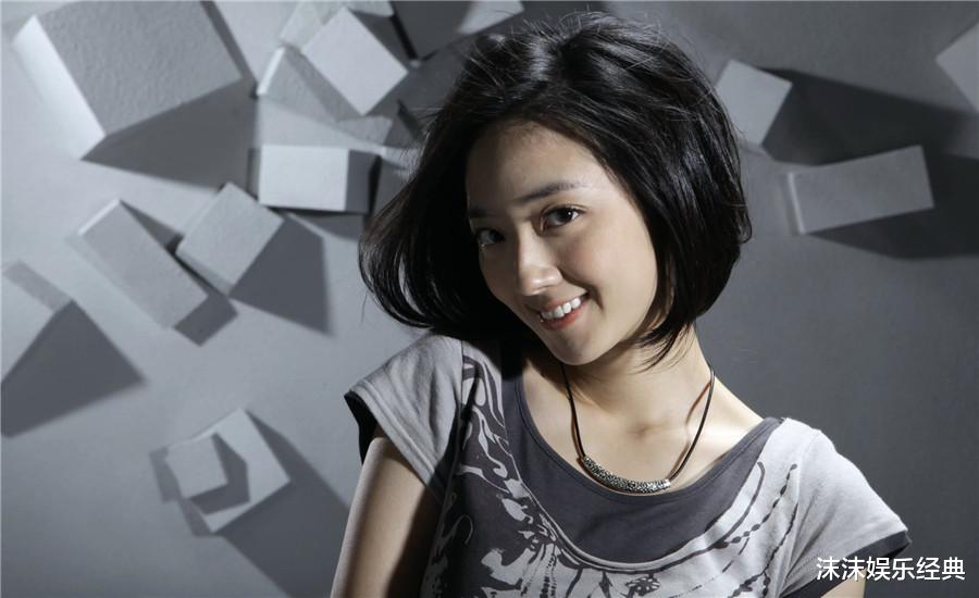 电影|荣获多项大奖的她，是大家心中的魅力女神，充满文艺气息