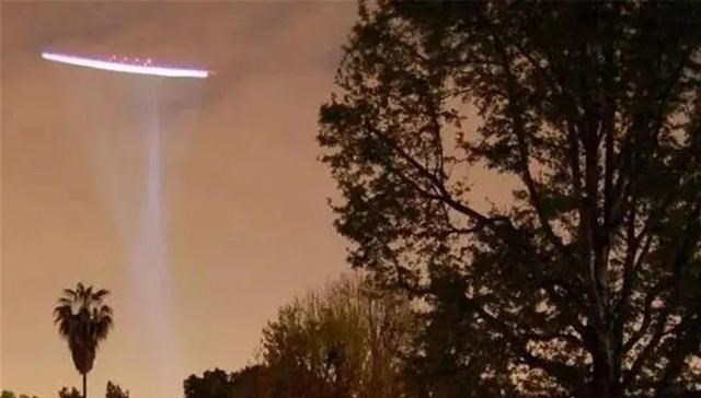 UFO 特斯拉研制的“人类版”飞碟能不能成功？制造飞碟的困难在哪里？