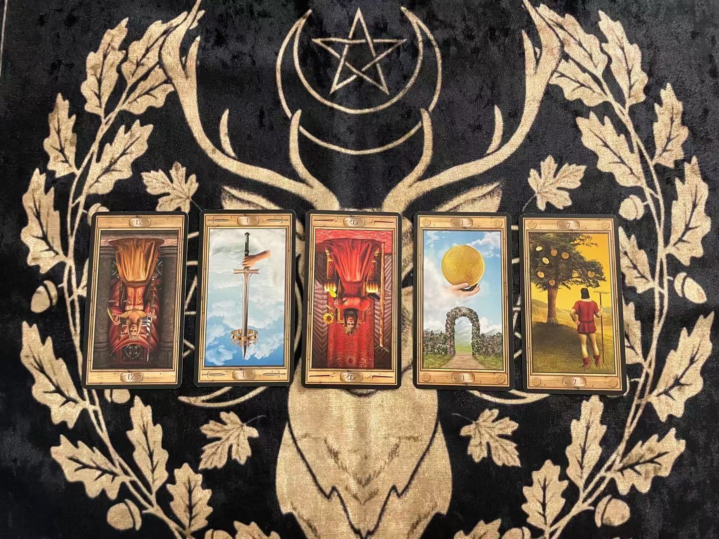 简恩塔罗|简恩塔罗：天蝎座9月感情全方面解读，分手后他自暴自弃瞧不起