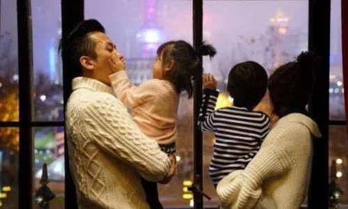 奔跑吧兄弟|李晨住四合院，Baby住别墅，邓超住小区，跑男只有他还在租房住