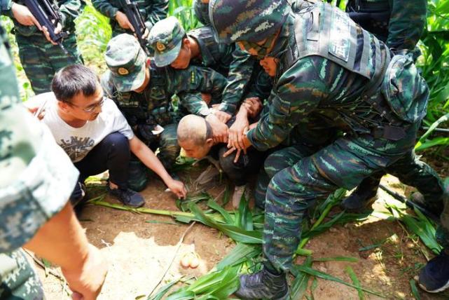 热点微评社 活该！28岁男子“模仿小说”致2死1伤：患“精神病”仍判死刑！