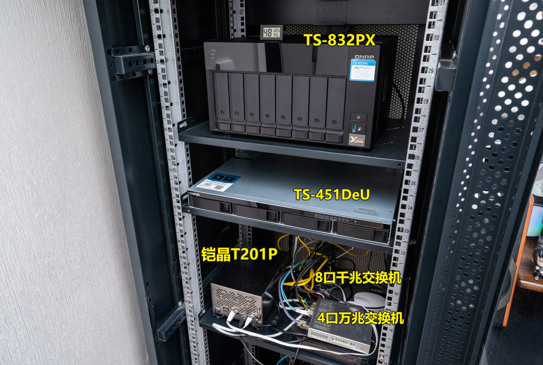 nas|万字长文，NAS入门神机：极空间Z2S 两盘位NAS深度测评！