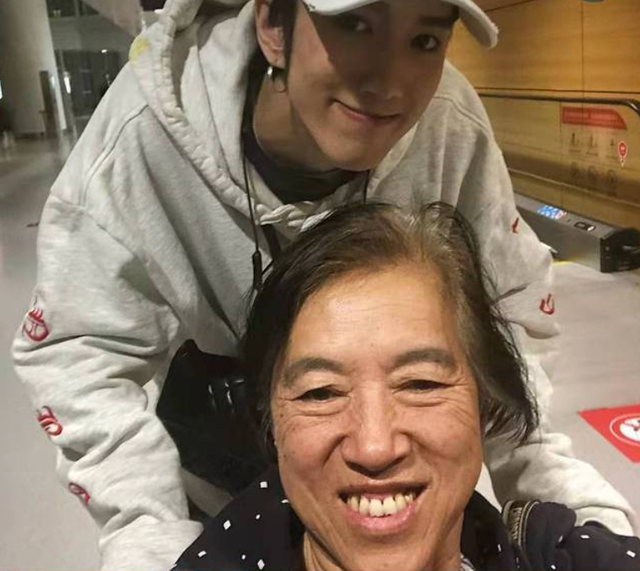 韩佩泉|顶流网红人设崩塌？我们一直都被他骗了