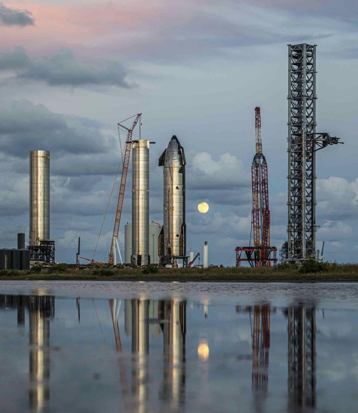 SpaceX星际飞船猛禽发动机已全部安装,真空猛禽静态点火视频曝光