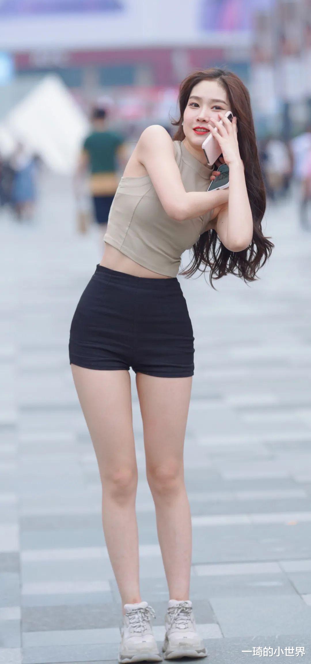 一琦的小世界|一枚活泼可爱的小姐姐，魅力远胜都美竹了吧？
