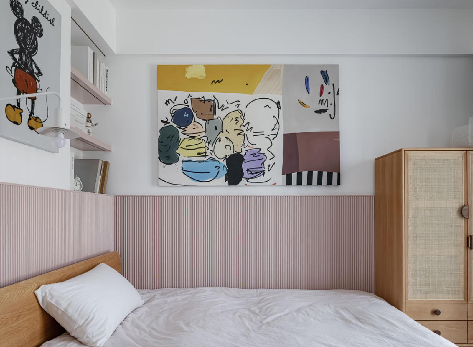 小拾谈装修|入住久了，才知道柜子做到顶有多实用，看她新家，美观又大气