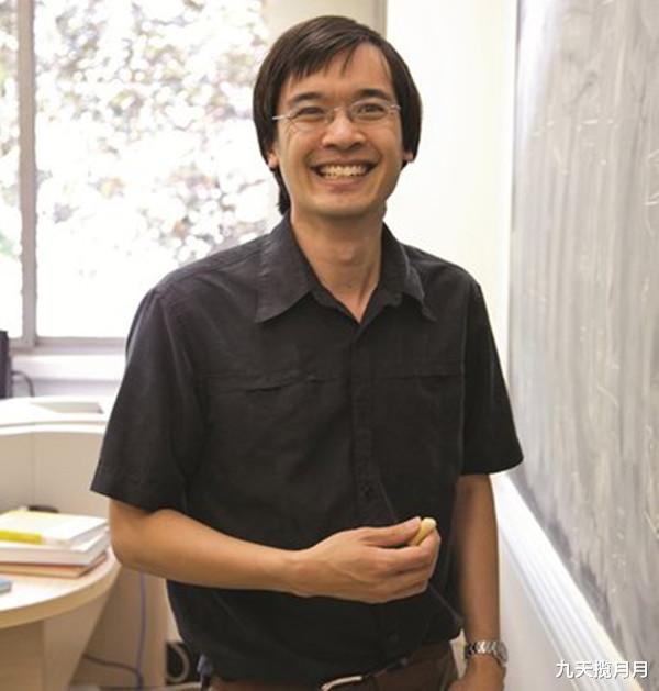 陶哲轩 数学天才陶哲轩，8岁时智商230，比爱因斯坦还聪明的华裔数学家