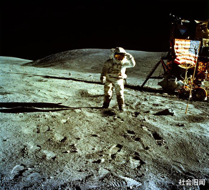 人类真的登陆过月球?美国登月被质疑造假,有人怀疑是外星人在搞事