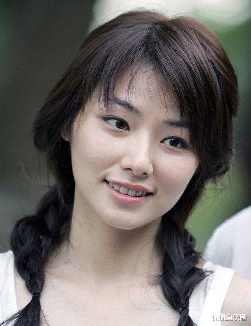 陈怡蓉|41岁陈怡蓉，容颜未老身材有型，成熟魅力挡不住！