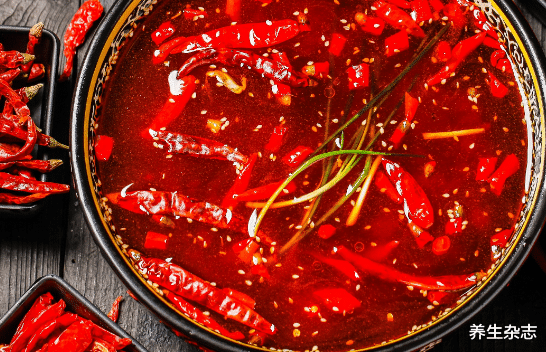 养生杂志|一家三口相继查出胃癌，医生直言：一道菜是“祸根”，有的人还天天吃