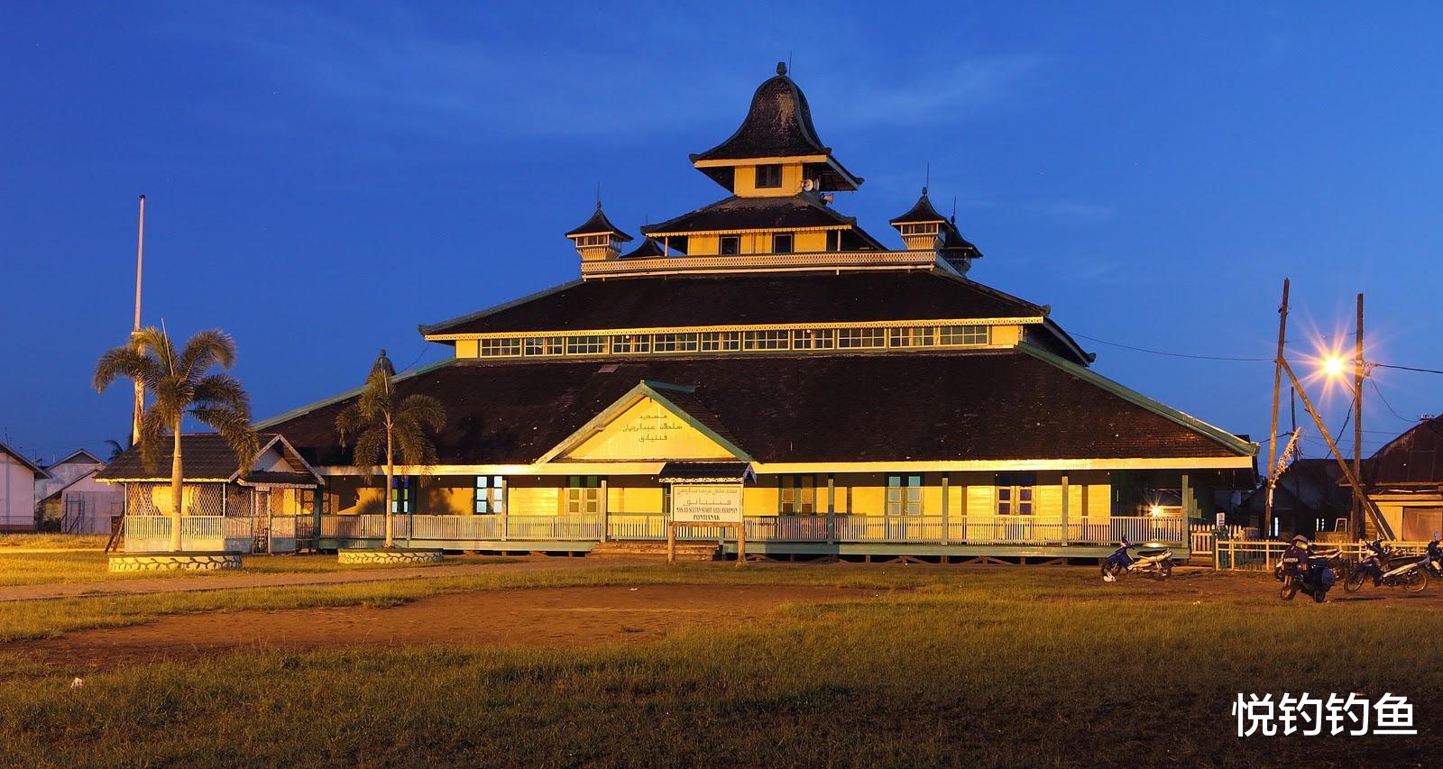 船员|船行到哪就钓到哪——脚踏赤道钓红鱼