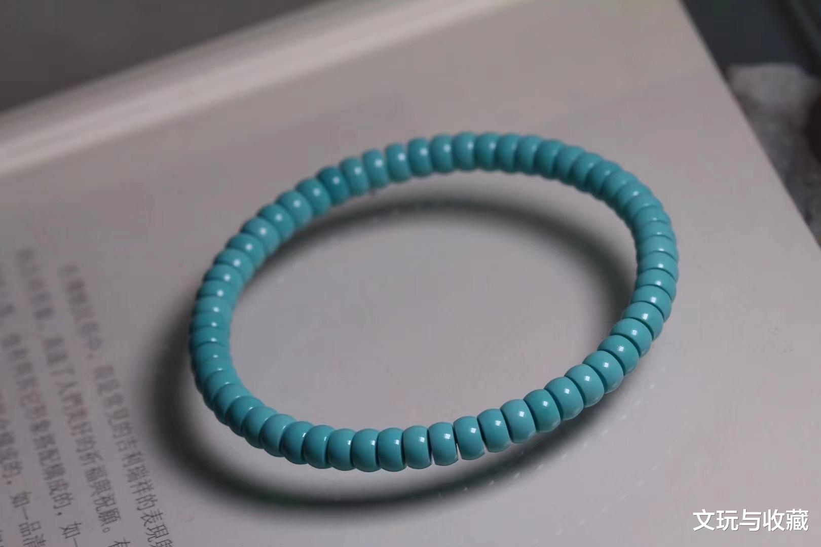 |为啥现在很多男士都要戴着一件手串,信仰还是装扮?