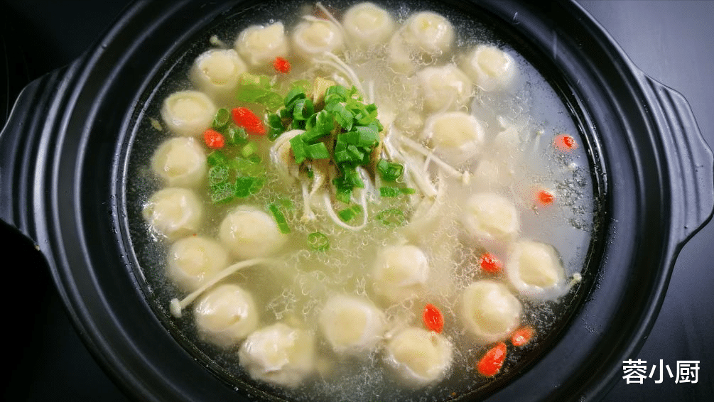 食材|秋日进补少吃2绿，多吃3红3白，降秋燥，忌寒凉，顺应时节身体棒