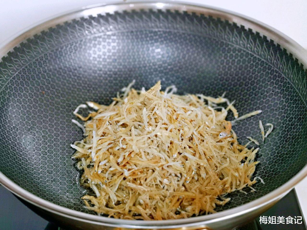 银鱼|日本富豪眼中的“长寿食物”,我国产量高却很少有人吃,为何?