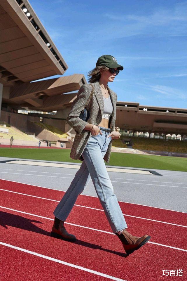 巧百搭|秋天裤子别乱穿！这“2种”裤型很流行，显瘦又能凹出时尚范