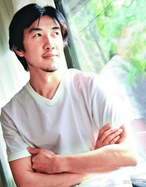 梅婷|梅婷养他6年，李小冉为他堕胎2次，他却转身娶了小15岁的娇妻