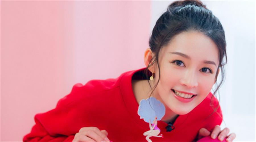 Angelababy|10位有“苦感”的女星，笑起来灿若玫瑰，不笑时走红毯都让人想哭