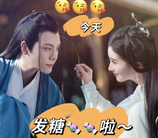 杨幂|杨幂陈伟霆拍双人大片，方诸海市戏外比心，直播互动花式撒糖