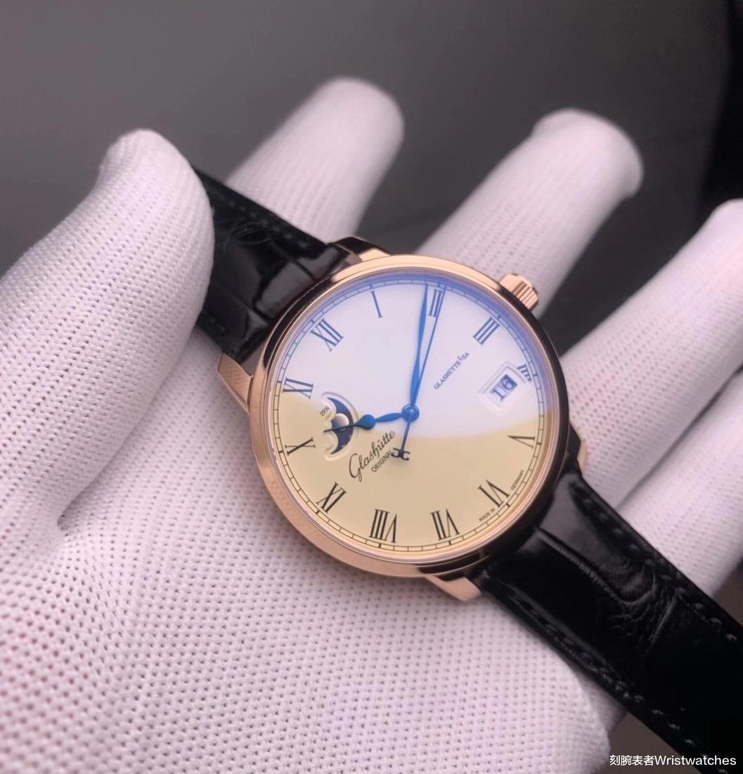 刻腕表者Wristwatches|GF厂格拉苏蒂议员大日历月相玫瑰金腕表评测！
