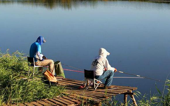 饵料|江河钓鱼太难？这几个秘诀别再错过，既简单又实用! ——盛世三渔
