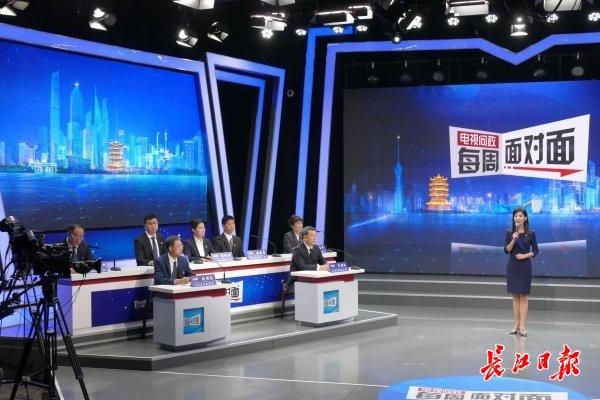 疾控|养老补贴遇上“人户分离”，拖了两年都没办成，市民政局：改进制度，加大培训