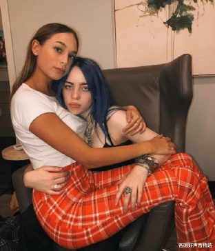 比莉·艾利什|碧梨辱华言论惹众怒,粉丝纷纷脱粉,恐怕要凉了!