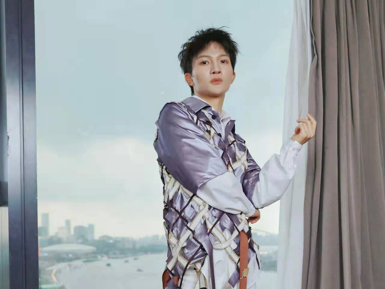 周深|喜欢周深先生的歌声,也喜欢周深的励志故事,我骄傲,我是生米!