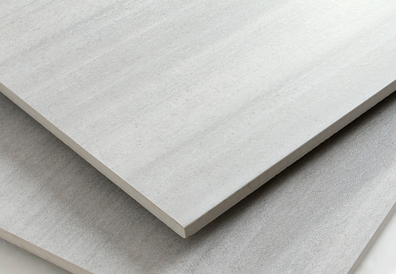 拖地时闻到一股“腥味”?教你正确做法,地板锃亮不落灰,学到了