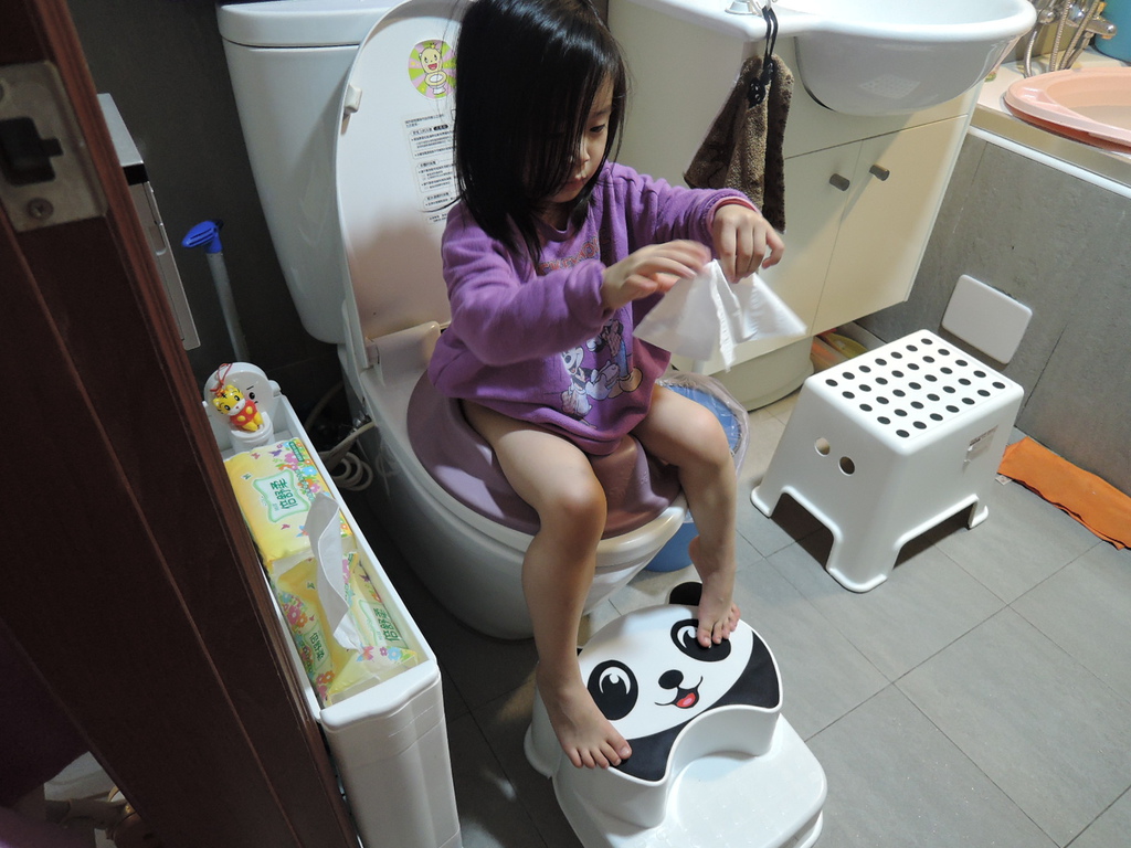 Hi家有小甜椒儿|宝妈经验分享：宝宝2岁半自己解决大小便，控制力特别好