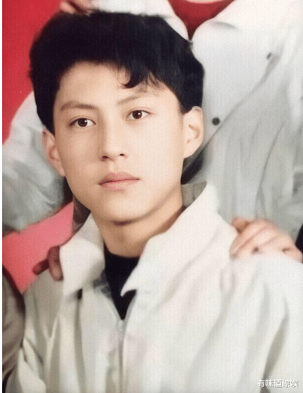 靳东|《闯关东》播出15年, 李幼斌朱亚文原地踏步, 小配角成国家一级演员