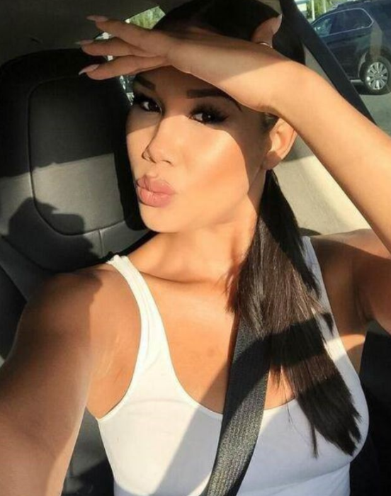 娱乐圈|中国女歌手和黑人球星相恋，被“折磨”至住院，分手后控诉对方家暴！