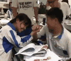 小叶娱记|女朋友把我绿了！当天就赔给了我一个新女朋友，太刺激了