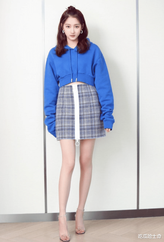 关晓彤|程潇和关晓彤，其实只差了一岁，但是看着却根本不像？