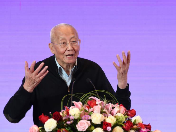 韦卫星座|阻碍郎平续约逼退陈忠和，刘国梁也没能幸免，他为何如此嚣张？