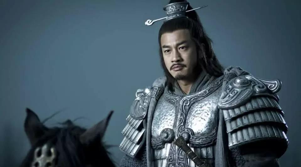 假如我是狐城 巨鹿之战中，项羽区区十几万乌合之众，为何能打败40万秦军？