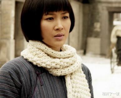 街拍|亮剑女神童蕾：从李云龙老婆到亿万富豪阔太，风光7年后负债1.4亿