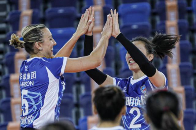 广东省|3-0！卫冕冠军最大挑战者出炉，单局狂轰25-13，上届殿军提前出局