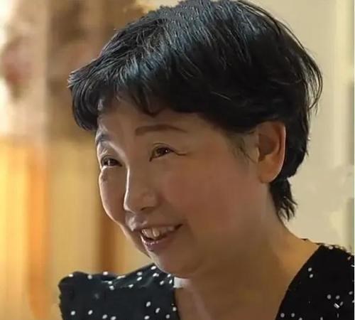 萌孩控分子 杜新枝：会把孙子当儿子养。网友：问问姚策还答应吗？