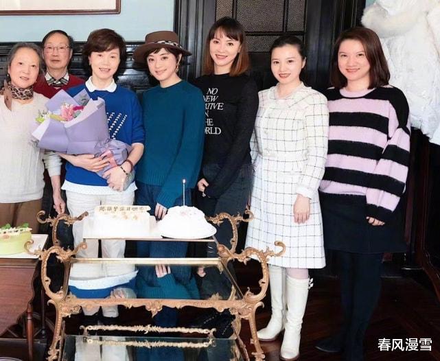 孙俪|孙俪为舞蹈老师庆生稳居C位，书法却冲上热榜，写出超书法家水平