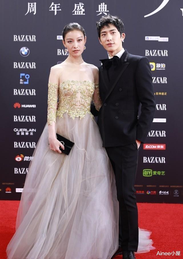 倪妮|倪妮的天鹅颈太撩人了，穿一字肩裙身形细长，气质比颜值更出众