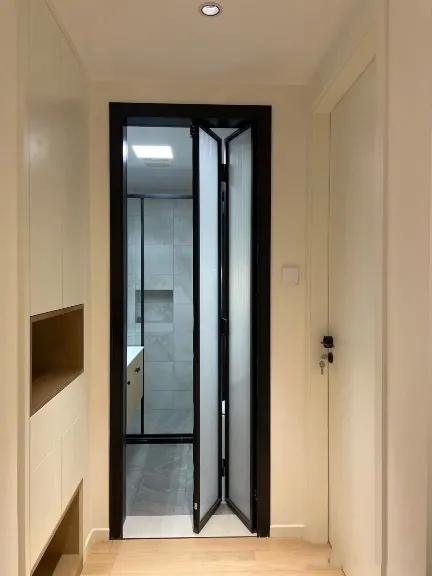装修设计大全|小户型的福音，实用又好看的折叠门越来越流行！