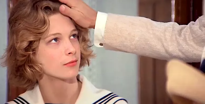 章泽天|被恋童癖毁掉的美少年,终于开口说话了