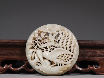 和田玉籽料|清代 和田玉籽料凤纹带板。