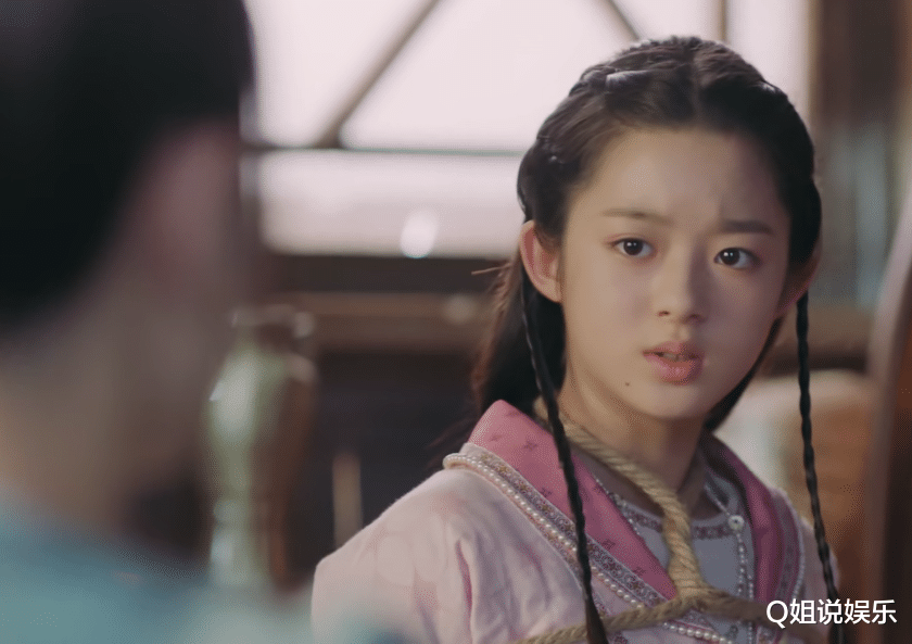 黄杨钿甜|与热巴合作两次，从童年到幼女，黄杨钿甜将会成为下一个张子枫